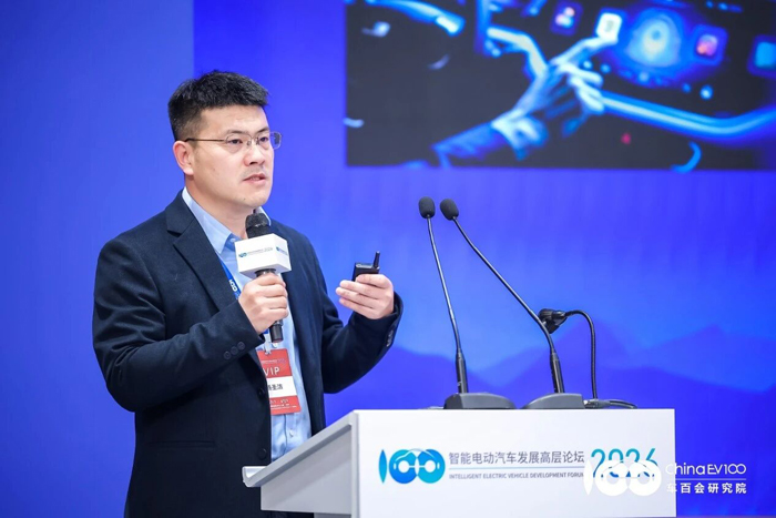 天马亮相智能电动汽车发展高层论坛：“天轩”引领，定义车载显示“五星好屏”价值新坐标